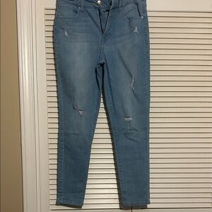 Seven7 Women's Light Blue Skinny Jeans